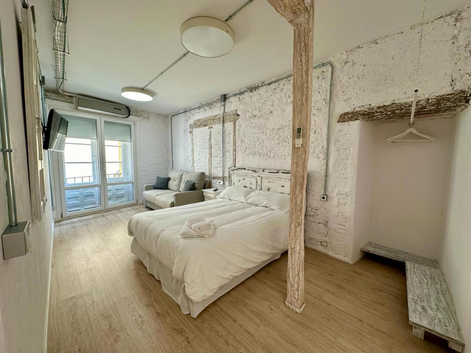 Apartamentos Carolina By Gaiarooms Leon Exterior photo
