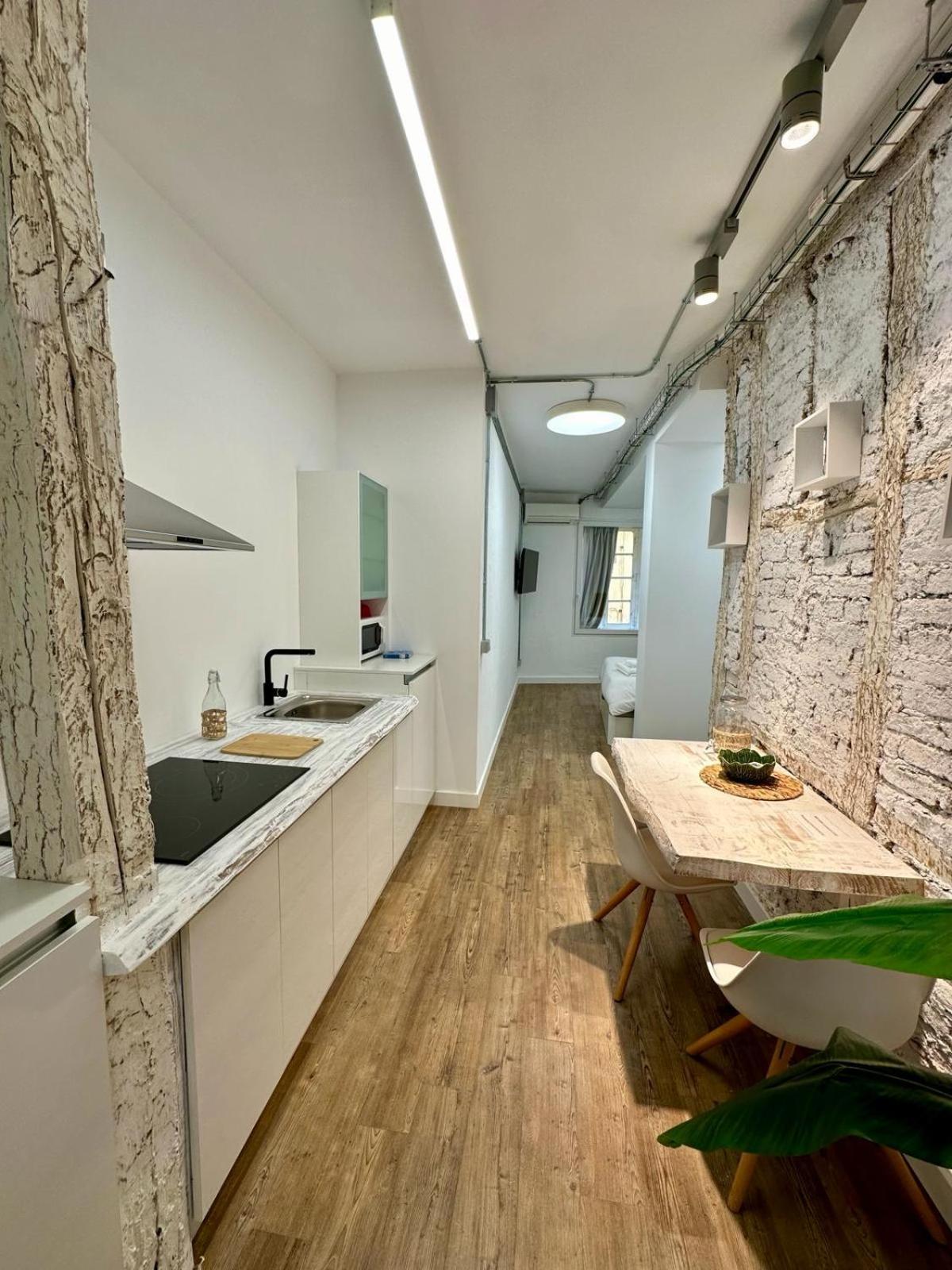 Apartamentos Carolina By Gaiarooms Leon Exterior photo